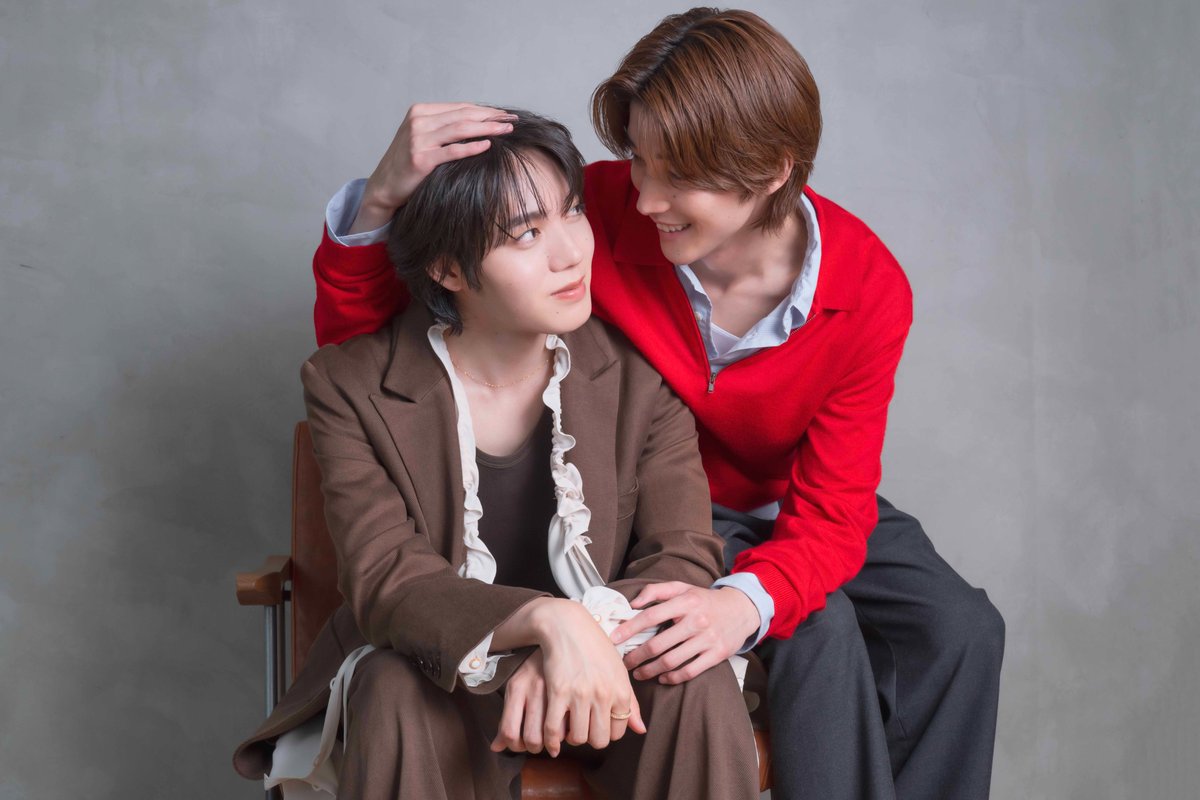 TVGweb's tweet photo. ゲンジブ・小泉光咲×四坂亮翔
「陽キャ集団にいる芹沢は、
俺の前だと様子がおかしい」interview✍️🏻
----

演じる鈴木と芹沢への共感、
意外な役作りの裏側も告白🏫

初共演のほんわかコンビ
お互いの魅力や”焼肉”エピも💭
「光咲くんとは自然体でいられる」

https://t.co/9vHTBDb4zi

#陽キャ集団 https://t.co/ZOq1ufERfb