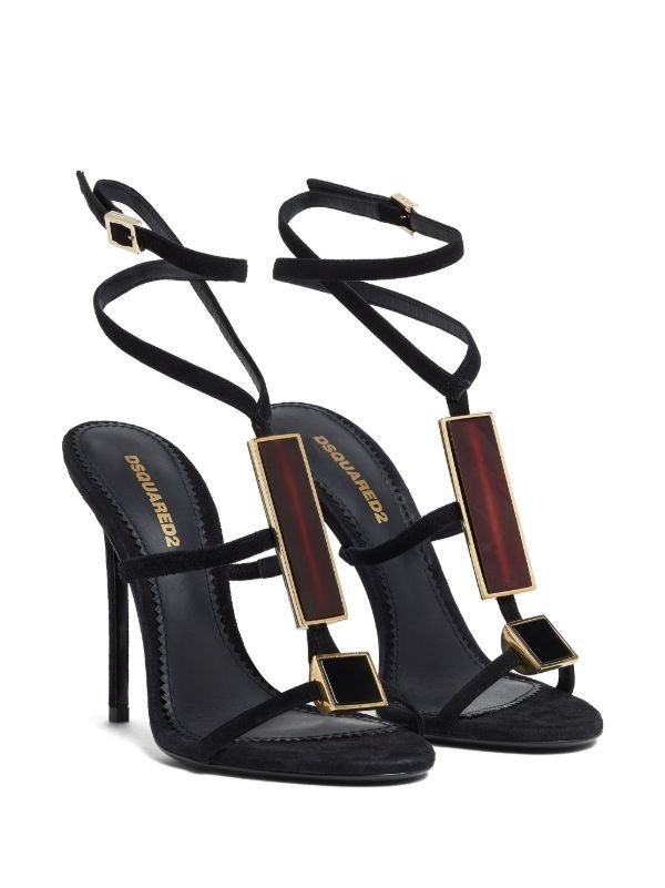 onetruelave's tweet photo. dsquared2 https://t.co/4nP9fja2HW