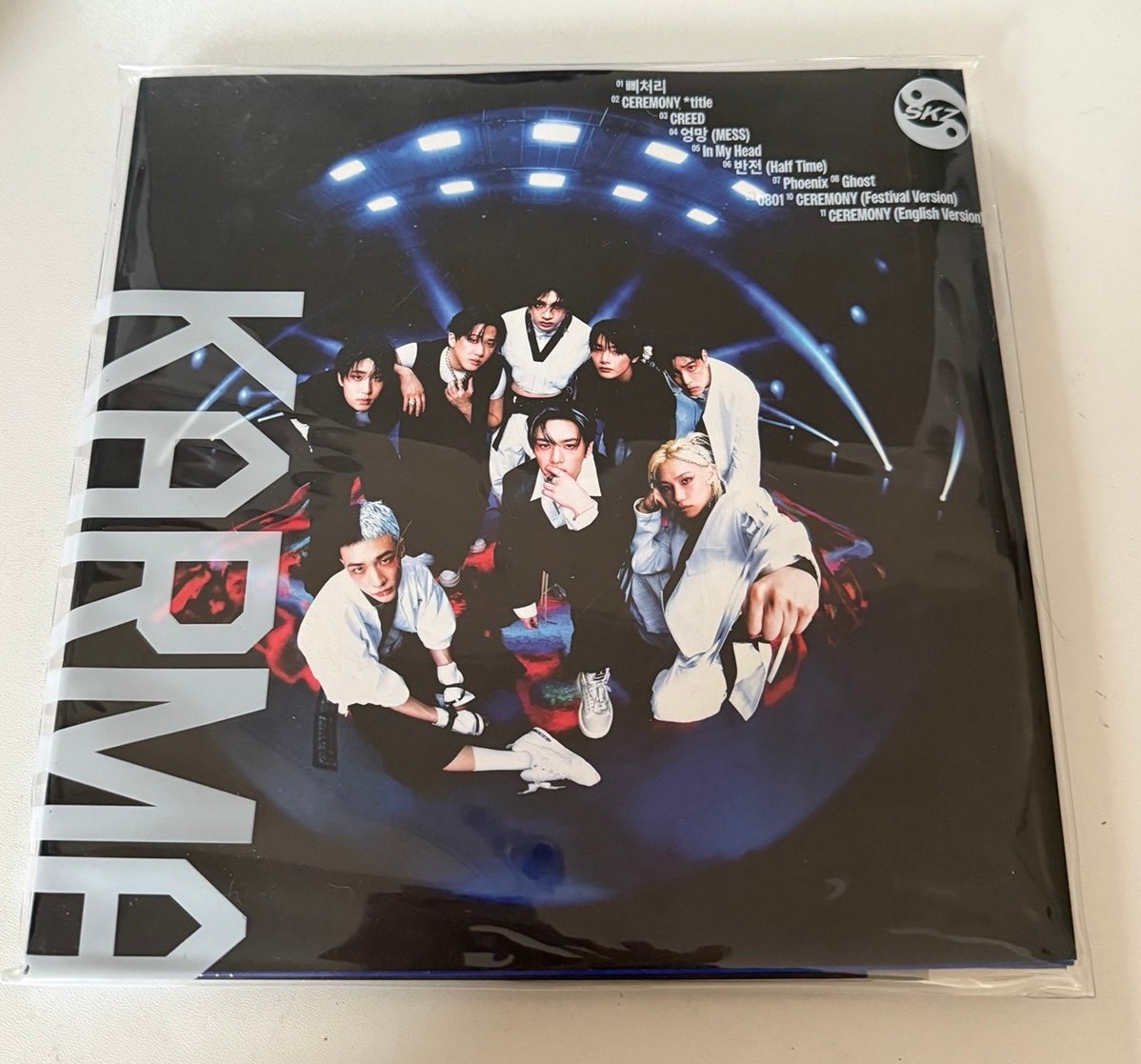 PopCornerKR's tweet photo. 🎁 GIVEAWAY 

The Stray Kids – KARMA (Karma Limited VER.) album 

To enter:
• RT this tweet 🔁
• Like ❤️
• Comment your bias 💬
• Follow my account ✅

Good luck everyone
The winner will be announced on August 7!

#StrayKids #SKZ #KARMA #Giveaway https://t.co/phR7qTzeq9