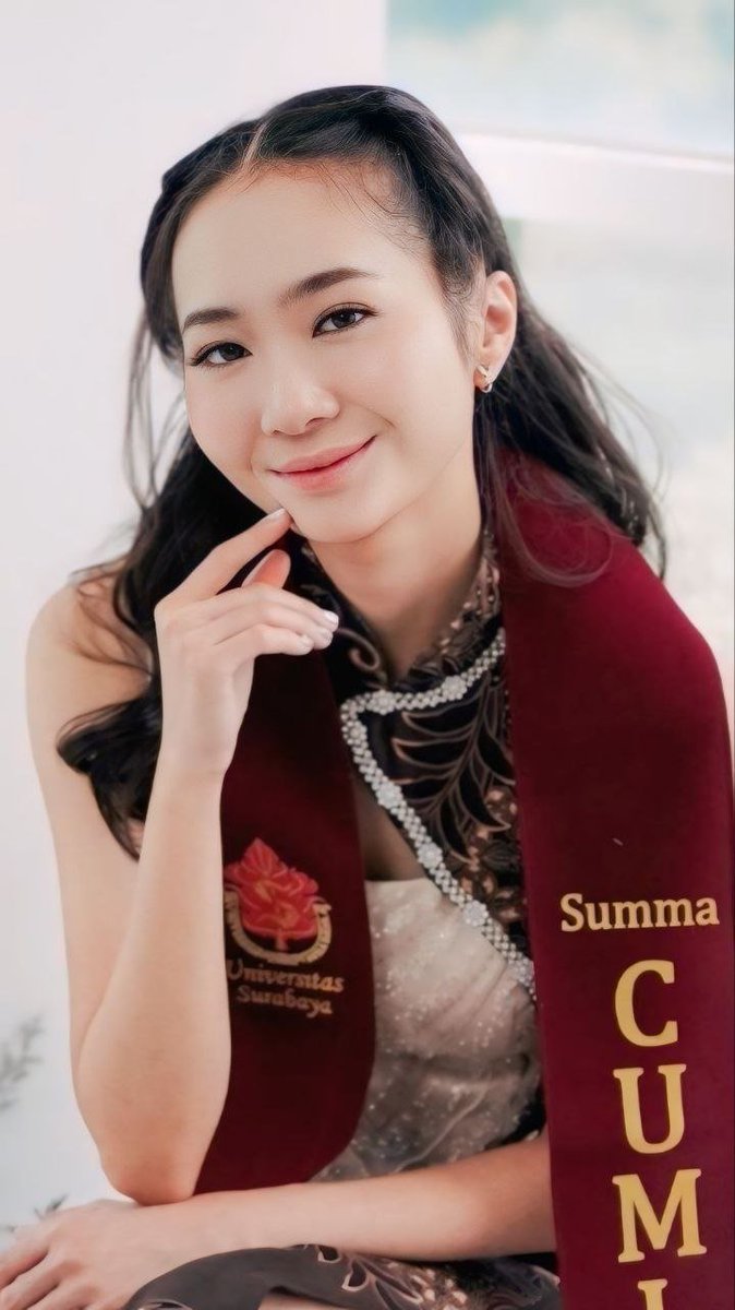 Rest35590Rest's tweet photo. Chindo tocil culun, dari tatapan matanya ada potensi jadi lonte tongkrongan. Sekalinya kumpul anak nakal sudah bisa jadi sex slave. 

#chindo #shienlymyra #bacol #surabaya #fantasi https://t.co/1eb0yjvzlU