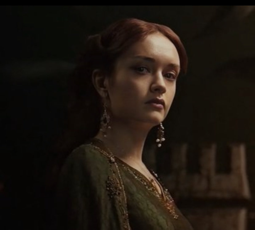 _feazi_'s tweet photo. I can't continue watching Alicent betraying the greens and her sons in HOTD.
#houseofthedragons #HOTD #danceofdragon https://t.co/BTDvwo2qen