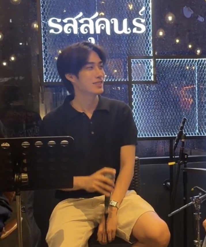 Soulmate2H's tweet photo. นาฬิกาใหม่อีกแล้วว่ะ https://t.co/A9ceuPTV0C