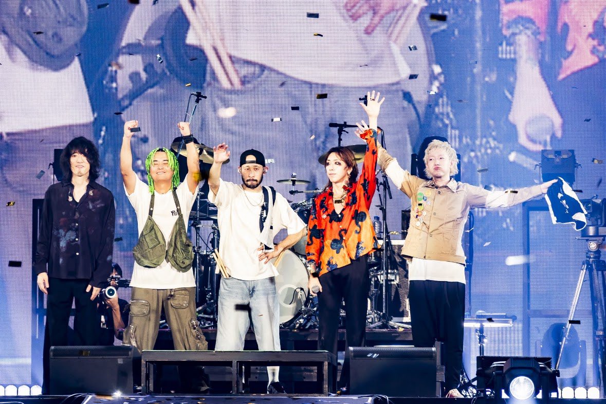 super_beaver's tweet photo. 【#SUPERBEAVER 】

都会のラクダ DOME TOUR 2026 

京セラドーム大阪 -Day2-

初日を超え、過去最高を更新した本日！
あなたのおかげでまたこの場所に帰って来たいと思わせて頂きました！

本当に楽しい時間をありがとうございました！またお会いしましょう！！

photos by @cazrowAoki https://t.co/O5wm0j6ti0
