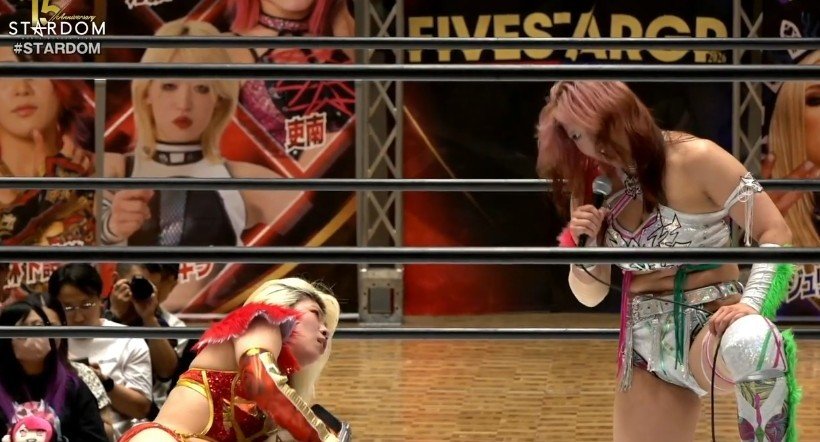 yarennoka201101's tweet photo. 今日の #STARDOM 宇都宮大会を #StardomWorld で観た。
ある意味この団体の象徴の1つ、栃木三姉妹の凱旋大会❗その試合以外にも「キッド ✕ 桃」というメイン級の豪華カードも並ぶ中、同じ栃木出身の元ヤクルト #真中満 さんが解説席という今やお馴染みのお祭り感www💦やはりいつかは絶対現地観戦🎵 https://t.co/FnaVGLlz5Q
