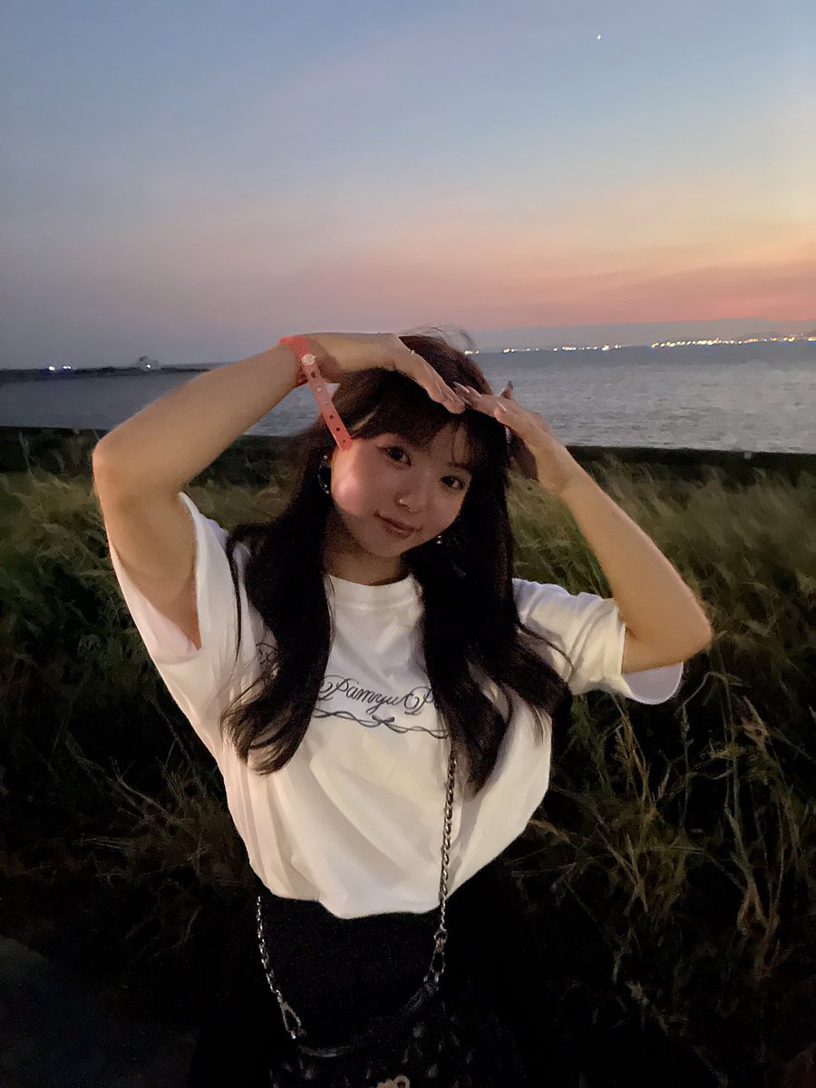 nagaiamiri's tweet photo. 今日は念願のきゃりーぱみゅぱみゅちゃんのライブに行ってきたよー！🎀
ほんとかわいすぎた🥹🥹大好きすぎて大号泣😭
 #永井あみり 
 #きゃりーぱみゅぱみゅ https://t.co/8ngBPRyEGj