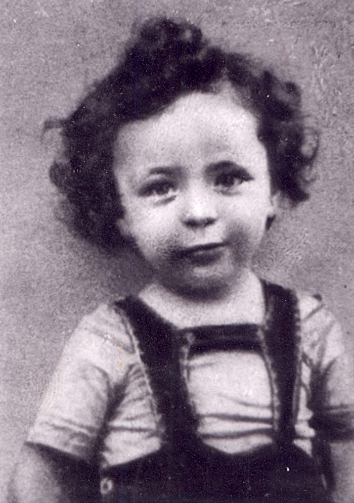 AuschwitzMuseum's tweet photo. 2 August 1937 | Hungarian Jewish boy, Miklos Groszberger, was born in Budapest.

In 1944 he was deported to #Auschwitz and murdered in a gas chamber. https://t.co/1hyzxxDC0d
