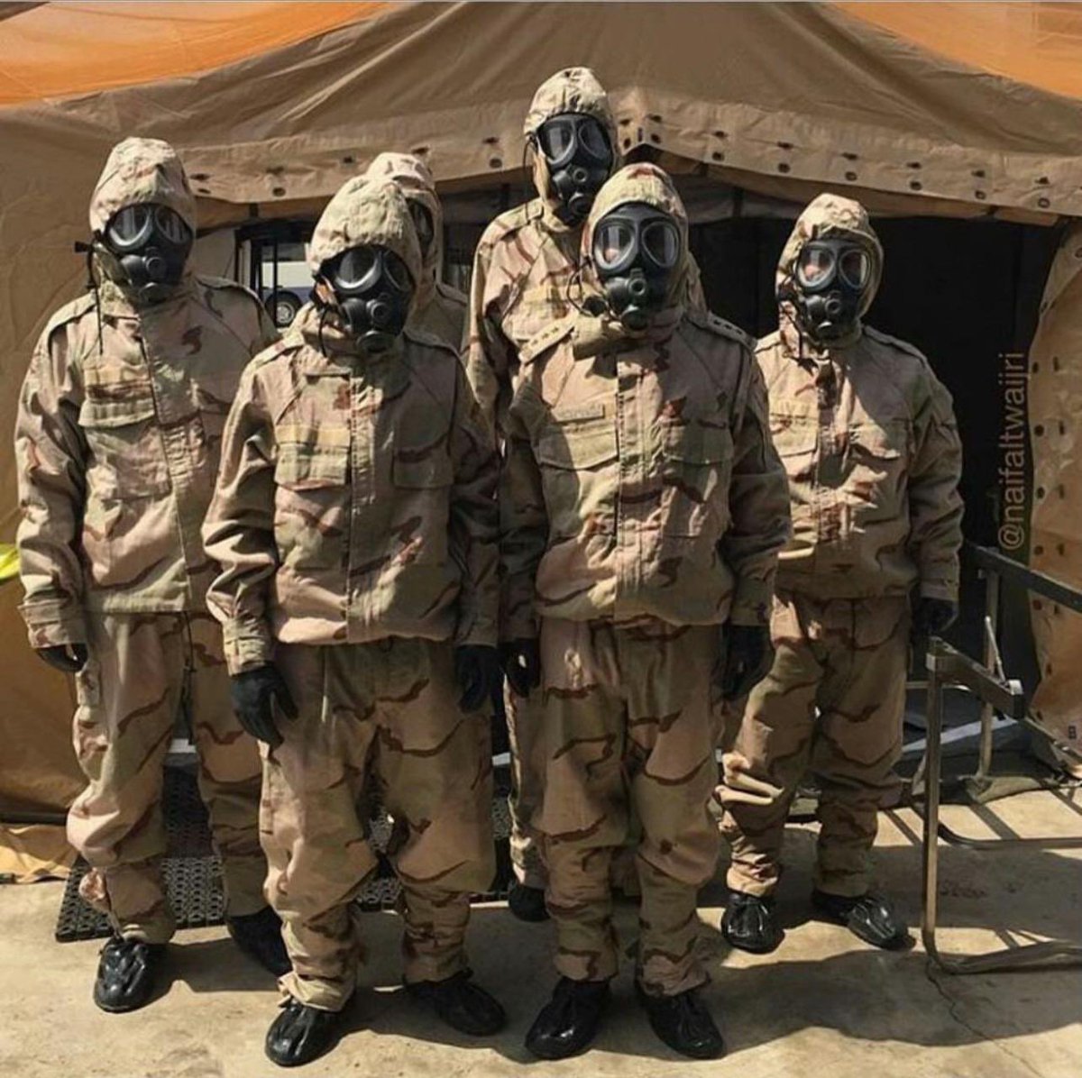 Army_SA1's tweet photo. سلاح الدفاع ضد أسلحة الدمار الشامل أحد التخصصات العسكرية في القوات المسلحة السعودية، ويختص بالوقاية من أخطار الأسلحة النووية والكيميائية والبيولوجية والإشعاعية، والكشف عنها، وتنفيذ عمليات التطهير وحماية الأفراد والمنشآت أثناء الطوارئ https://t.co/lRcaZ6XAvn