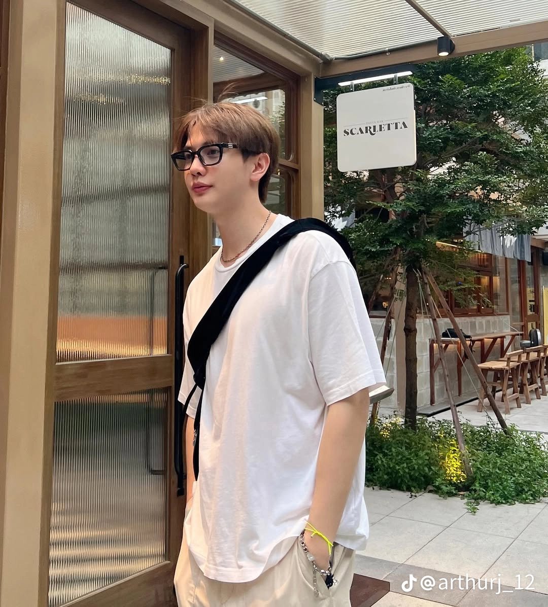 khway_t57809's tweet photo. หล่อคับ ใส่อะไรก็หล่อ

#maxky_rp https://t.co/396C4M1Jfz