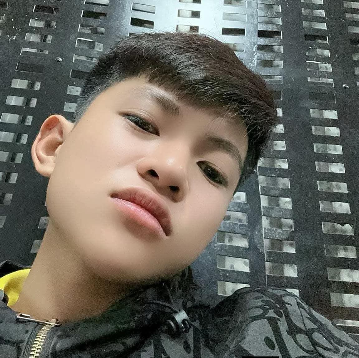6wnspdnvsraqsjd's tweet photo. Rất là jet jet ha https://t.co/ACkljRhmnU