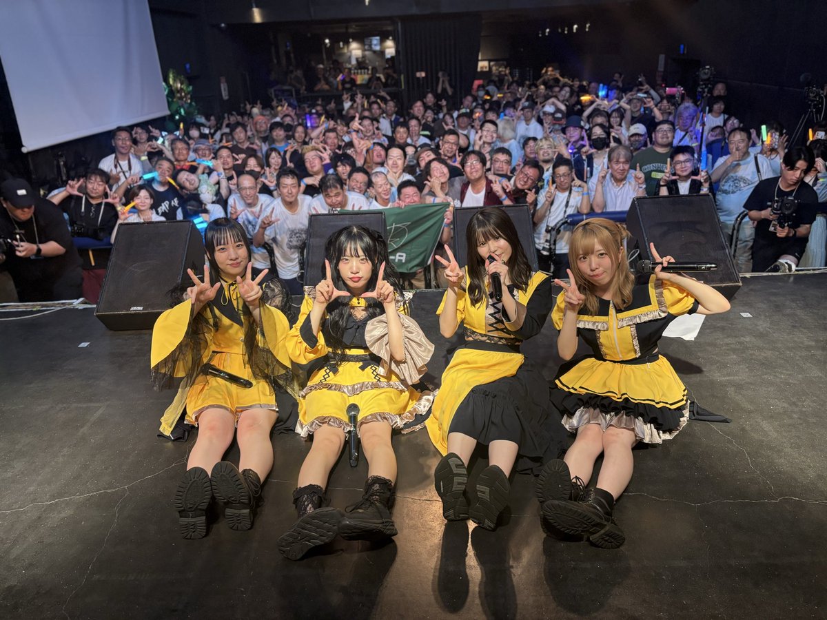 acroa_FUK's tweet photo. ５周年対バン＆ワンマンライブ
ありがとうございました！

ワンマンでは新曲、新衣装も発表させていただき
204名の方にお越しいただき
目標の動員数も達成することが出来ました‼️
改めて6年目もよろしくお願いいたします‼️ https://t.co/S7aXbUKGYL