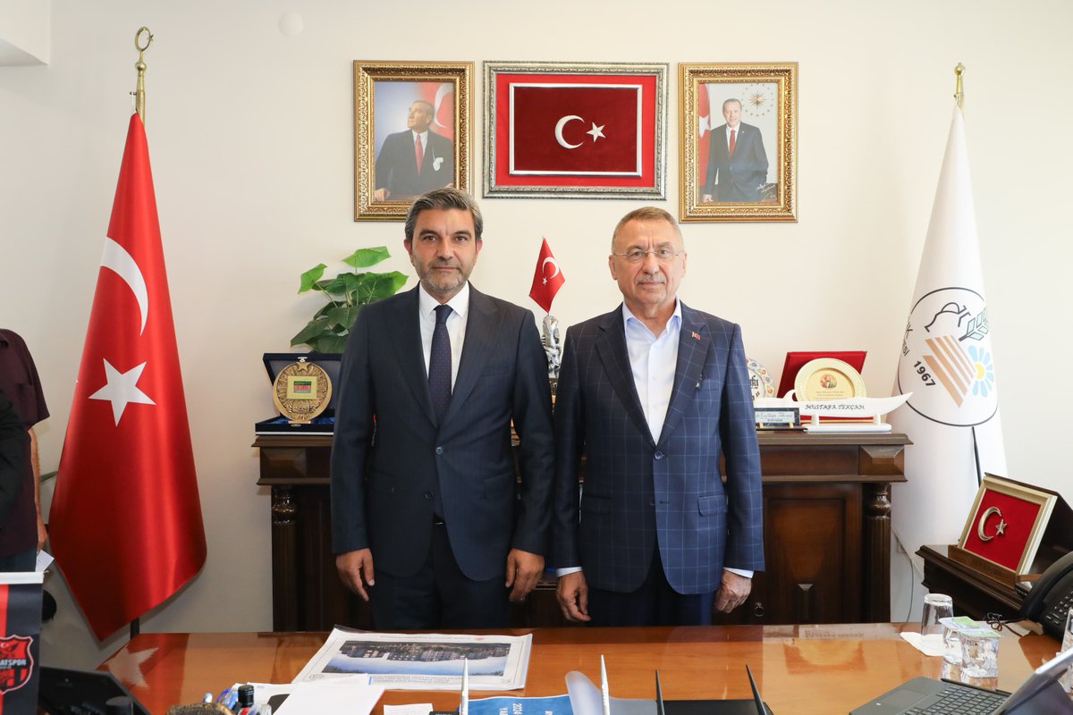 fuatoktay's tweet photo. 📍 Yozgat - Aydıncık

Aydıncık Belediye Başkanımız Sayın Mustafa Tekçam’ı, Aydıncık Kaymakamımız Sayın Merve Ayşe Büyükuçar ve AK Parti Aydıncık İlçe Başkanımız Sayın Osman Levent Başkan ile birlikte ziyaret ettik.

Belediyenin yürüttüğü çalışmalar hakkında detaylı bilgi aldık, ilçemizin ihtiyaçları ve geleceğe yönelik projelere ilişkin verimli istişarelerde bulunduk.

@AydYozgat
