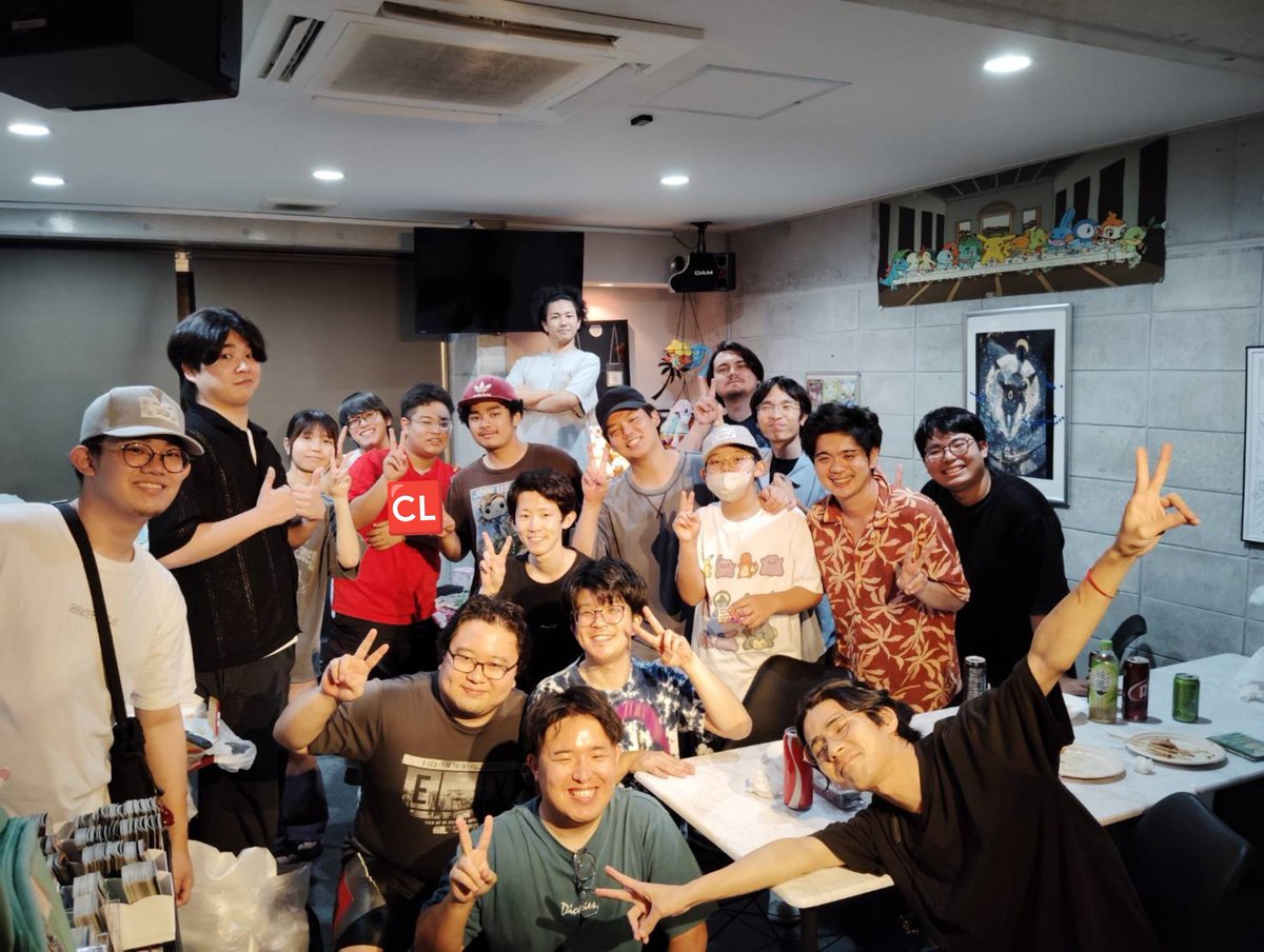 yashinoki_yuta's tweet photo. お誕生日でした😊
ヤシの木ラウンジで練習してたら、たくさん集まってくれてみんなでお祝いしてくれました。ありがとうございます(⌒▽⌒) https://t.co/Oaqgo6K1TH