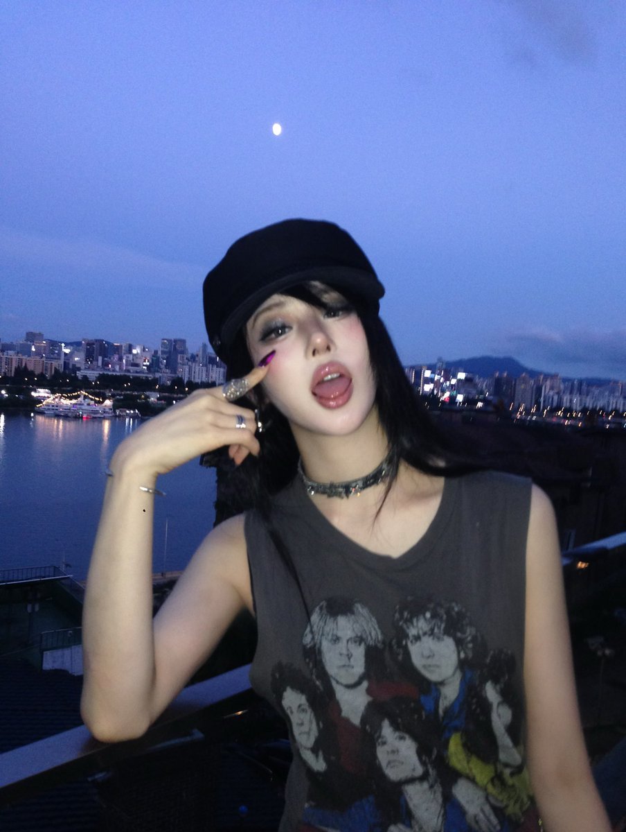 alsynarchive's tweet photo. ♠️ — #Taira instagram post 260802 https://t.co/DqLuCCCbRj