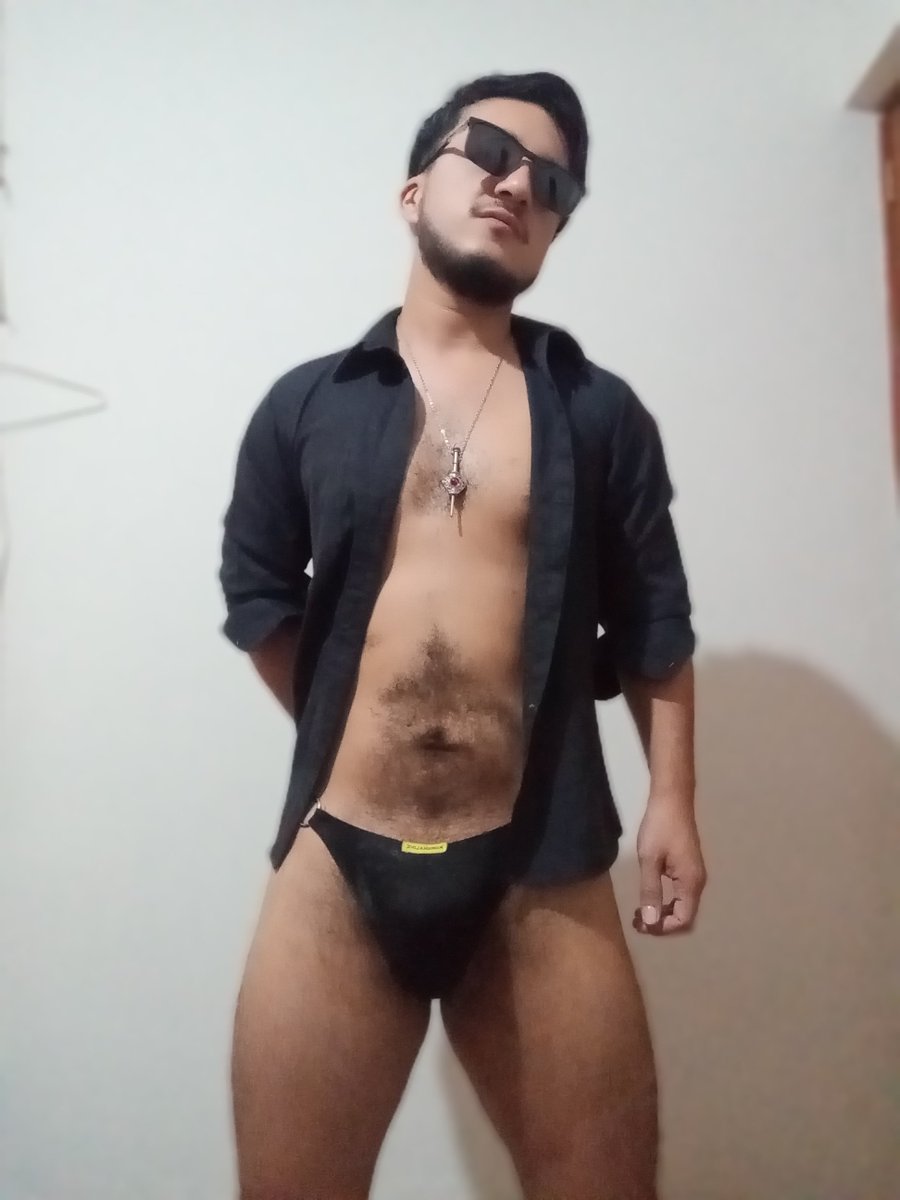 MrBoy204934's tweet photo. Me gusta el negro 😎⚫

#gay #cruisingméxico #ropainterior #entrehombres #morbogay #fetichegay #entrecompas #entrehombres https://t.co/1ORDUwZZKz