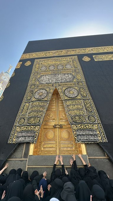 mmasief's tweet photo. بِسْمِ اللّٰهِ الرَّحْمٰنِ الرَّحِيْمِ
﴿ قُلْ أَعُوذُ بِرَبِّ النَّاسِ ۝ مَلِكِ النَّاسِ ۝ إِلَٰهِ النَّاسِ ۝ مِن شَرِّ الْوَسْوَاسِ الْخَنَّاسِ ۝ الَّذِي يُوَسْوِسُ فِي صُدُورِ النَّاسِ ۝ مِنَ الْجِنَّةِ وَالنَّاسِ ۝ ﴾ https://t.co/2RCI0HVuU3