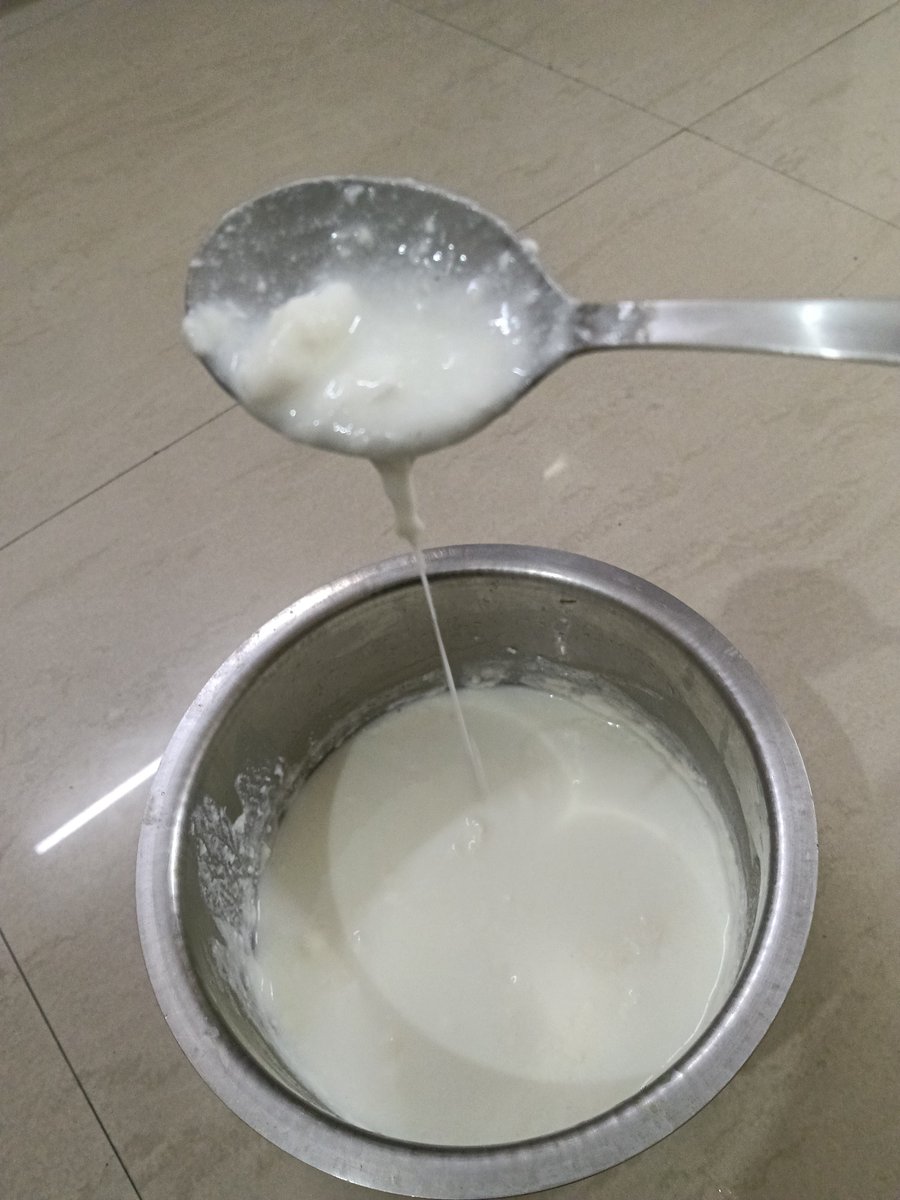 Guddu_simi's tweet photo. @Amul_Coop Dear Amul,  
 Yesterday I bought a milk packet from your company and added some yogurt from the same brand to it. I noticed the consistency of the yogurt was unusual. Why is it like that? Why does yogurt have a slimy texture? https://t.co/5ki1cUn3Is