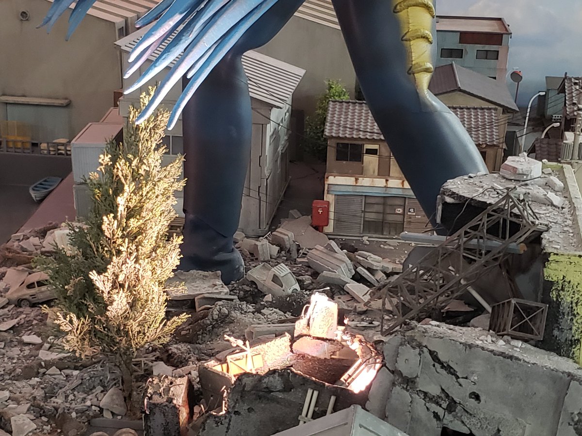 aYaJaM007's tweet photo. 円谷の展示は足元が最高なんだと世のため人のため定期的に発信していきたい

#ウルトラヒーローズEXPO
#ウルサマ https://t.co/I1whLsEXql