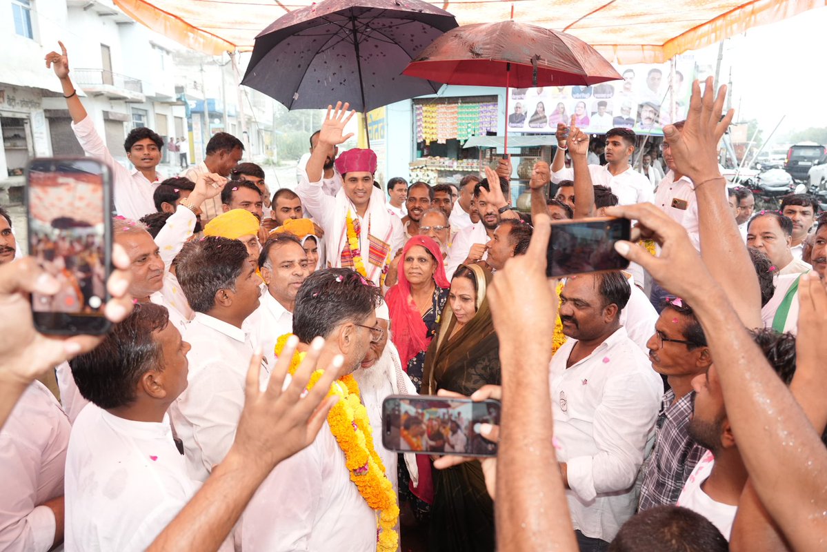 DrVikasAjmer's tweet photo. पीसांगन पहुँचने पर !
#ajmer https://t.co/pmuHs1cXnk