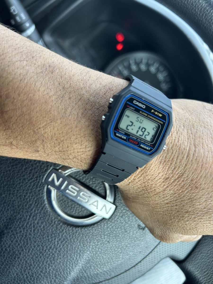 uettirs's tweet photo. チープカシオをホムセンで買った！ https://t.co/EifLmsfBNT