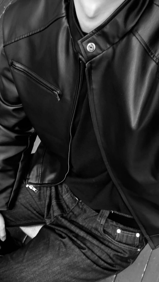 tjichangwook's tweet photo. ᅠ
The years may keep adding up, but they still can't catch me on a midnight ride. Some souls aren't built to stay parked for too long.
ᅠ https://t.co/DDD34MLekM