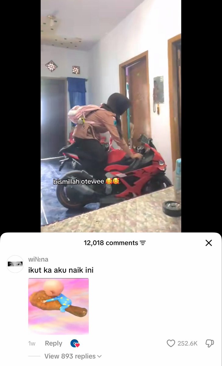 myshawti's tweet photo. Tiati di jalan kak 😭 https://t.co/qpfBwJYzny