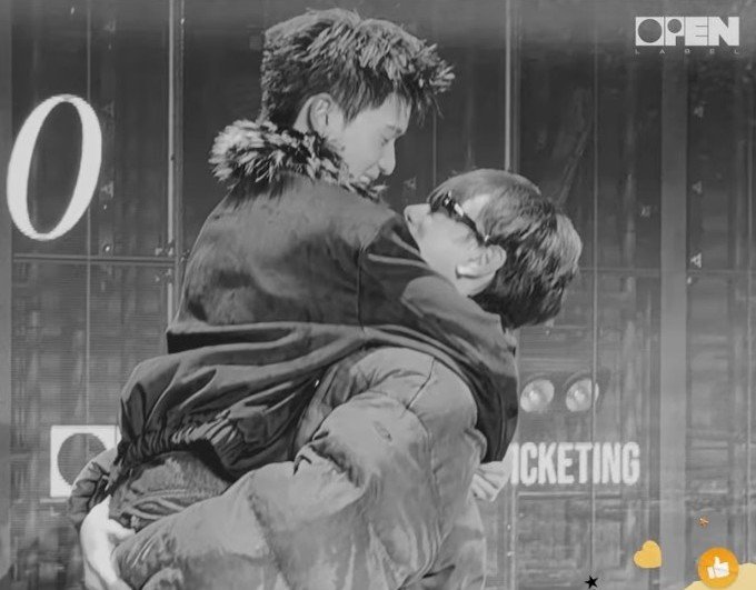 itsme__Kk's tweet photo. Sweet like honey~🤭💕

OUROAD HUNGRY IN NANNING  #OUROADโคตรหิวที่หนานหนิง https://t.co/8bgiJMIj4T