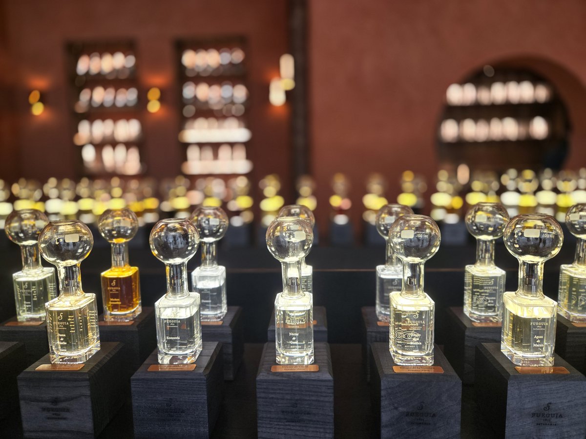 JAL_Shugyo's tweet photo. HAERAに何件か香水屋さんあったけど、ここオシャレ
FUEGUIA 1833 Nagoya https://t.co/uSK8MnnsGi