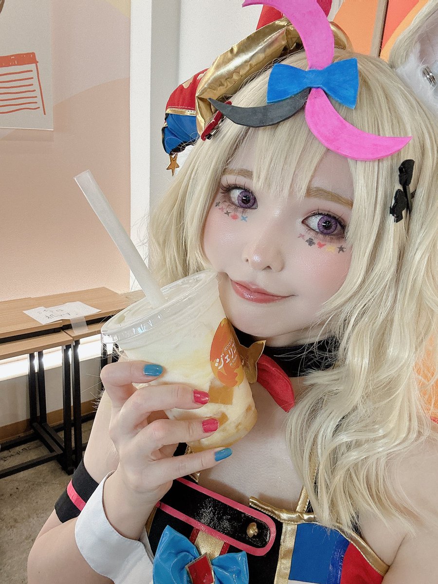 yoru_95's tweet photo. ぽぅぽぅすきなひとたくさんいて
めっちゃ嬉しかった✨️
お返事とかご挨拶とかのんびりいきます💆‍♂️
コスサミお疲れ様でした〜🫶 https://t.co/bISNvcTMPZ