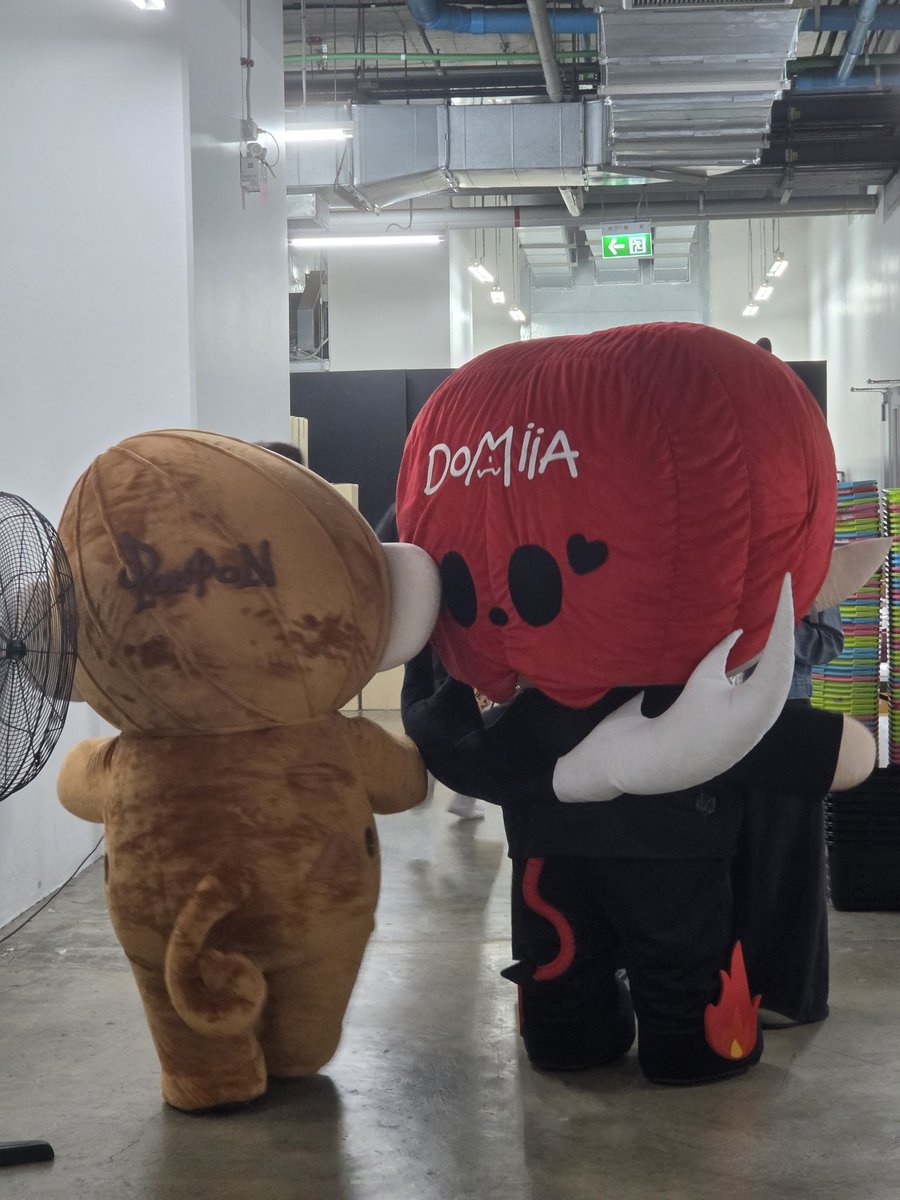middaysun2's tweet photo. ponpon beneran cuma se gedhe biji kacang 😭😭 https://t.co/rshI2SNlzr