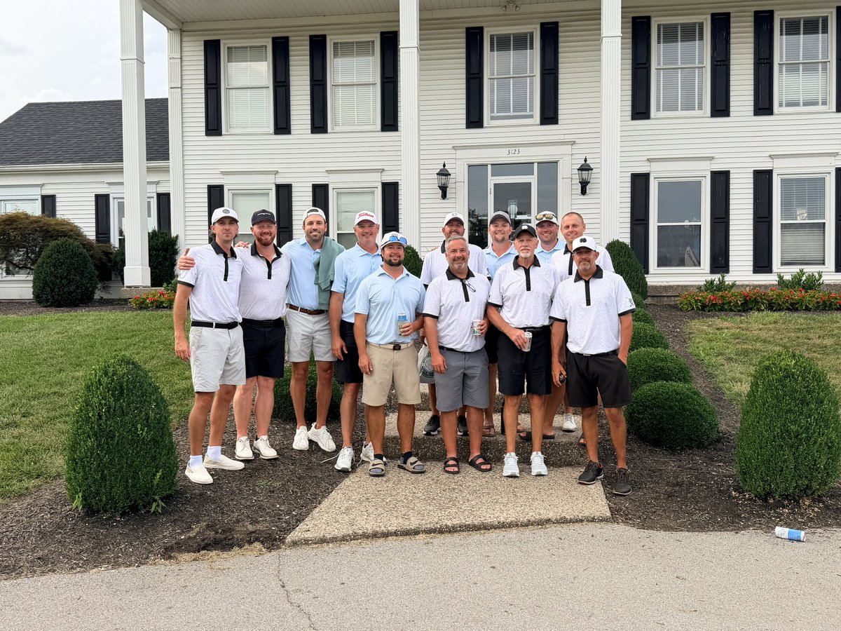 BuckeyeMaxx's tweet photo. Great time on our annual golf trip with the guys.  Louisville thanks for being a great host! https://t.co/0rJycr6YBy