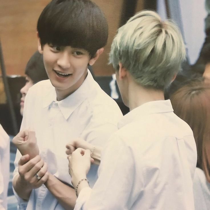 kamonica4's tweet photo. ชานแบคนี่คือเนียนช่วง ติดเฟรนด์โซนนานอยู่นะคู่นี้ คือทุกคนรู้หมดว่าชอบกันยกเว้นเจ้าตัว แต่อันนี้ไม่แน่ใจนะต่ะ ว่าใครเป็นคนชอบก่อน แต่ปลายทางยังไงก็เป็นแฟนกันอยู่ดีอะแหละเนอะ 🫪🍒🍓🤏🏻 https://t.co/K1ILHroz3X