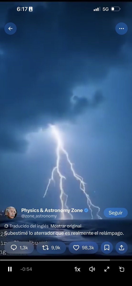 guenther37's tweet photo. Job37 #rpsp La juventud siempre tiene mucho que decir y cree entender los pormenores d la vida. Describiendo la majestad de Dios mediante fenómenos naturales (truenos, hielo, nieve, viento) como evidencias irrefutables de la soberanía divina y la limitación cognitiva humana y tu? https://t.co/8chXevcP3E