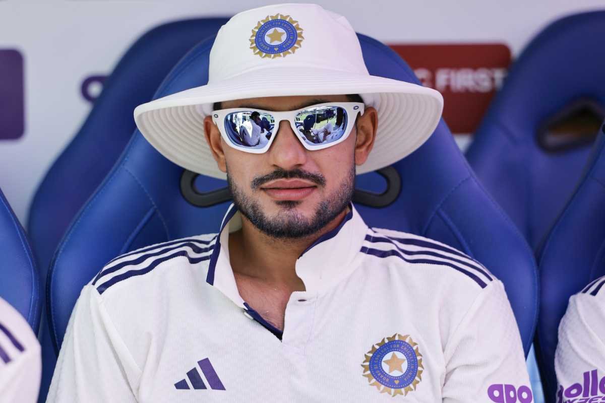 CricCrazyJohns's tweet photo. Shubman Gill talks about the passion of his father for Cricket 🥹❤️ [PTI]

"I think my father always had a dream of seeing me play cricket. We also run a free cricket academy in our village so that children from the nearby areas can come and play there. Whenever my father gets some free time, he goes to the academy to watch the children play. He would tell me, 'come and watch this boy bat,' or point to another child and say, 'look at his fielding, he's a very good fielder,' even though the child might only be 6 or 7 years old. I think it is because of his love and passion for cricket that I am sitting here today".