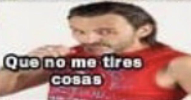 frigosouul's tweet photo. yo cuando un payo en la ruta 10 se pone a tirarme pokeballs https://t.co/fMnIHKvyrA
