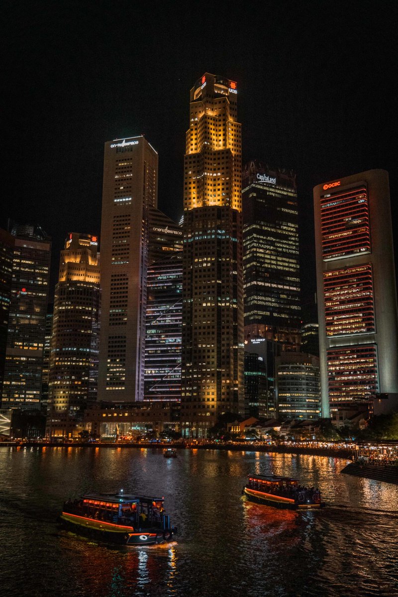 cochemdfsf's tweet photo. Singapore by night: dazzling skyline, glowing riverfront, and vibrant streets filled with life. ✨🌃 https://t.co/eD3fZ3084c