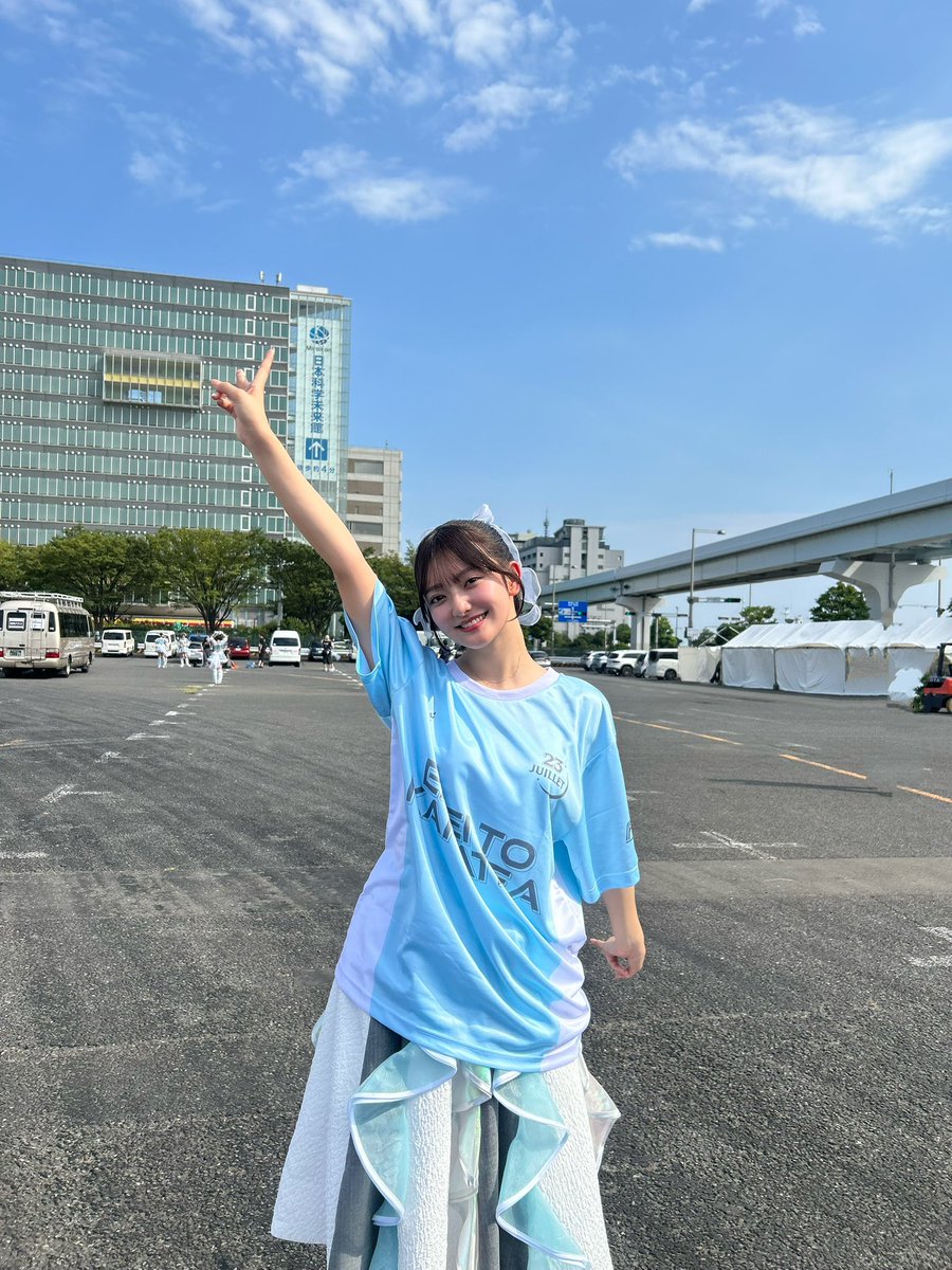 sora_karatea's tweet photo. #TIF2026་ ありがとうございましたっ❕

衛星とカラテア 新メンバー
まるやそらです！！

新体制プレデビューどうでした���っ？💓
初めてのステージとっても緊張したけど、
みんながたくさん盛り上げてくれていて
心強かったです🥹

改めてありがとうございました🙇🏻‍♀️✨ https://t.co/rmZCWfGRJg
