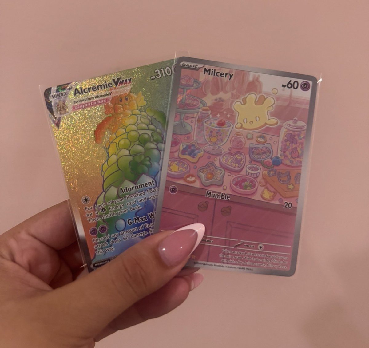 lunaabtww's tweet photo. two singles i ordered arrived !!! almost done completing my alcremie/milcery collection <3 https://t.co/04wFhoyFeh