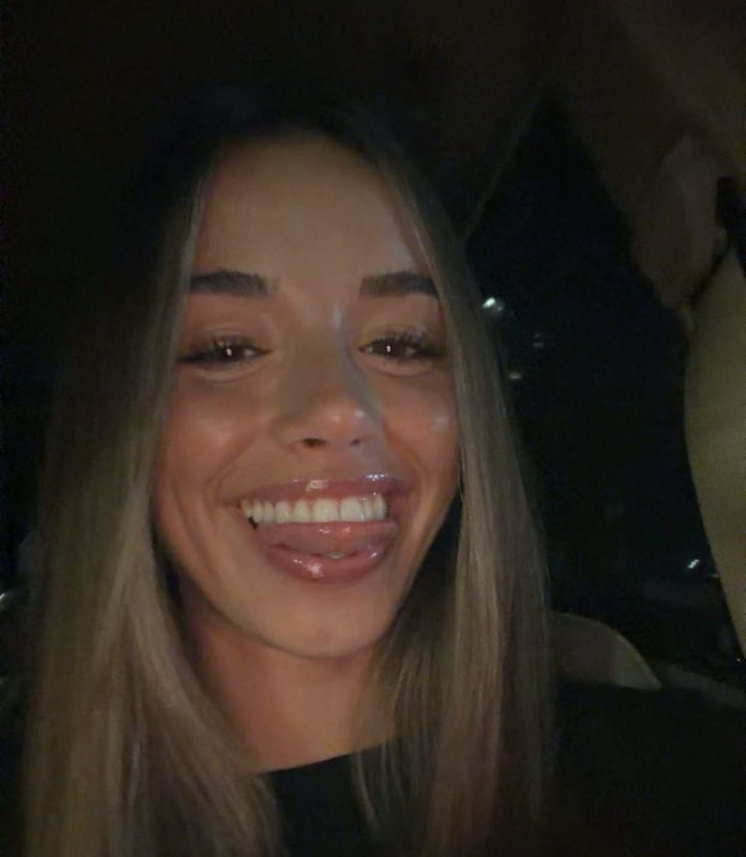 purplecomett5's tweet photo. tonguemaxing v3 https://t.co/65wCFfz0Hv
