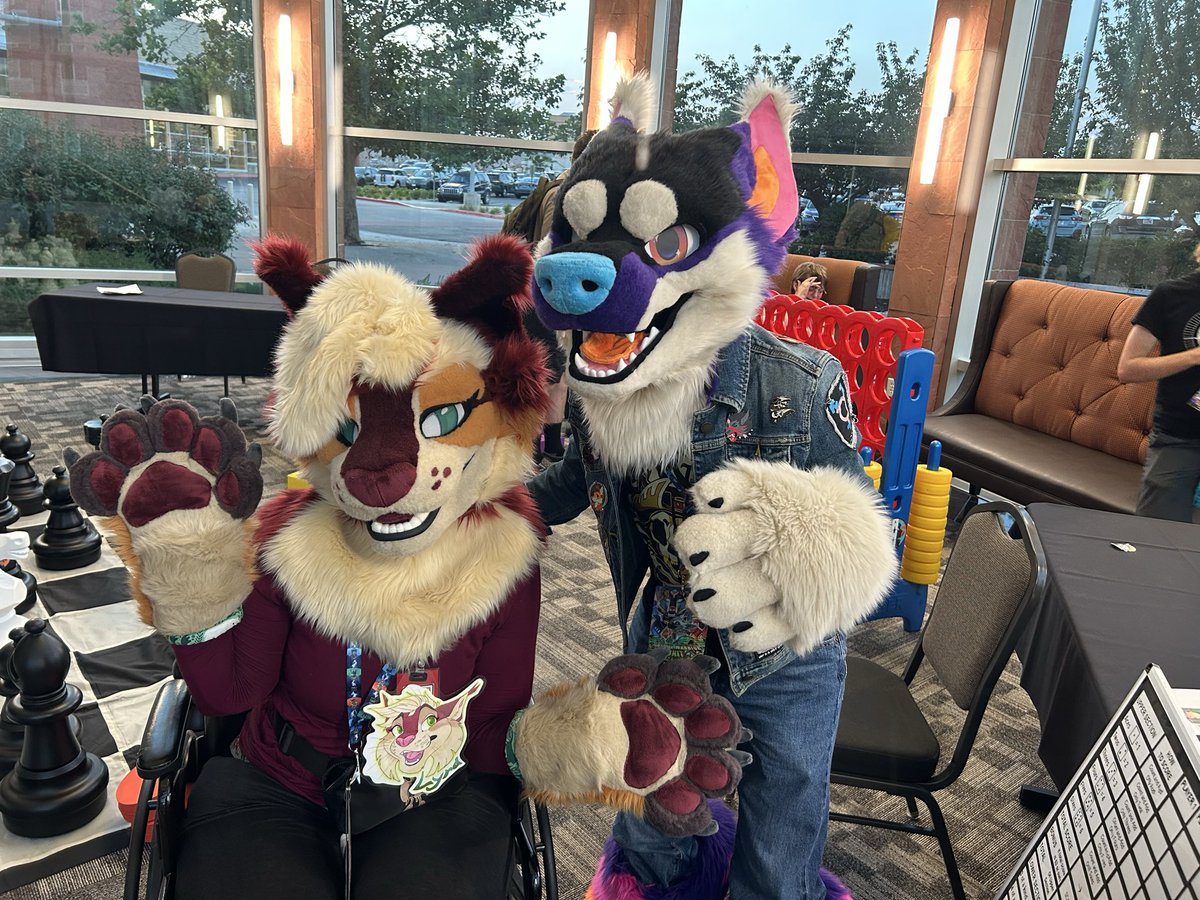 lyrapaws's tweet photo. #awu2026 @AnthroWeekendUT https://t.co/tfjB8HpO2L