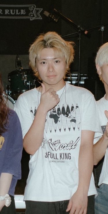 _s2_no's tweet photo. 誰が30歳って信じるねん https://t.co/ha8l8l5D4o