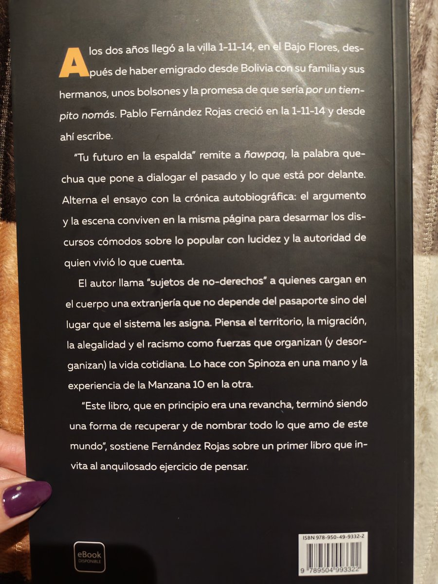 canela_cs's tweet photo. Ya salió el libro de Pablo Fernández Rojas!

Para los argentinos, qué momento importante para profundizar sobre el racismo y la migración. Es urgente.

Para los bolivianos, qué necesario tener presente que siempre nos faltan muchos en el territorio y les debemos escuchar la voz. https://t.co/dWwRpsHTL3