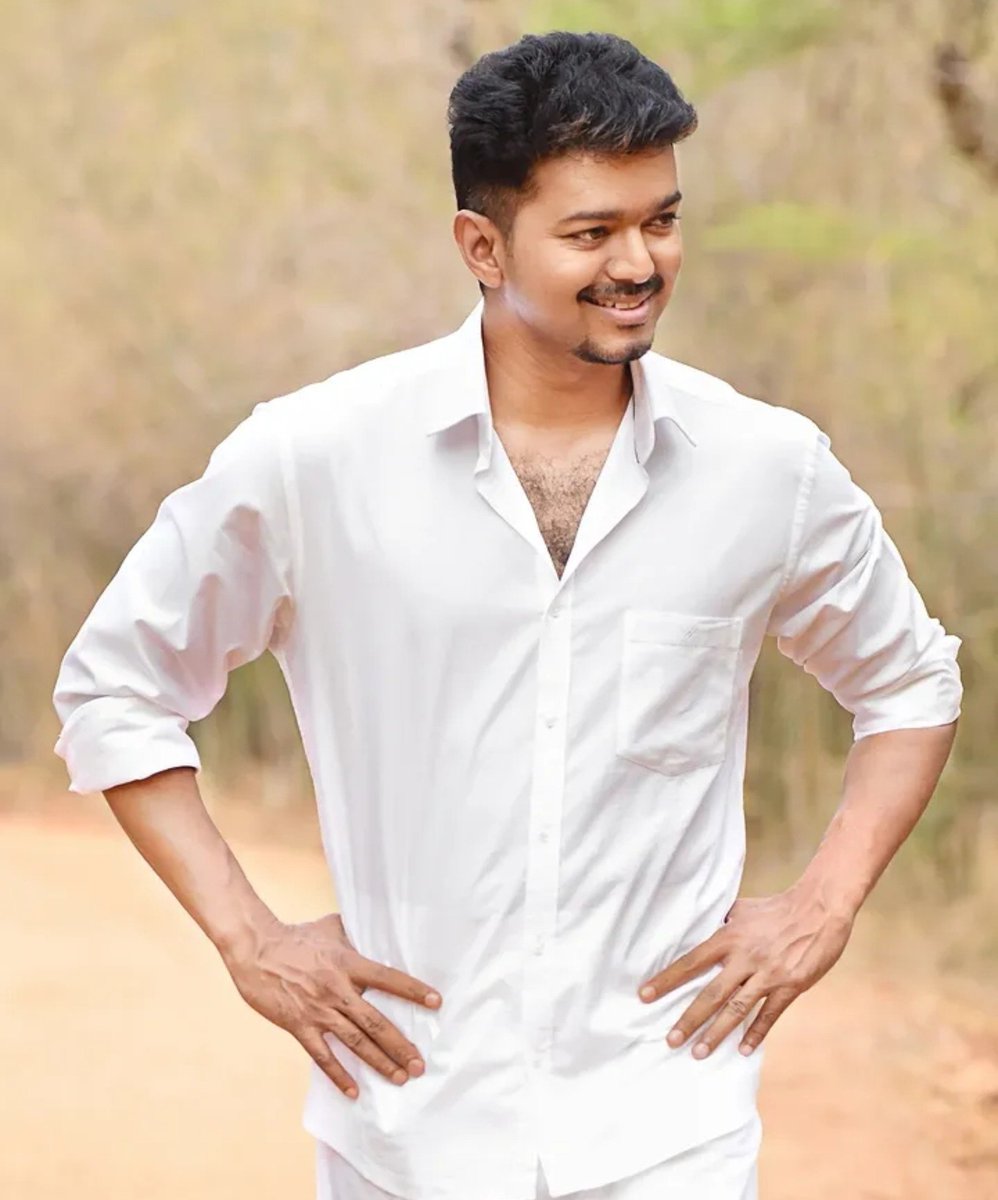 Sakthii_TVK's tweet photo. Puli movie photoshoot..

Andha time la ennoda nokia button phone wallpaper indha first pic dhan ❤️ https://t.co/LDvz6WtmVk