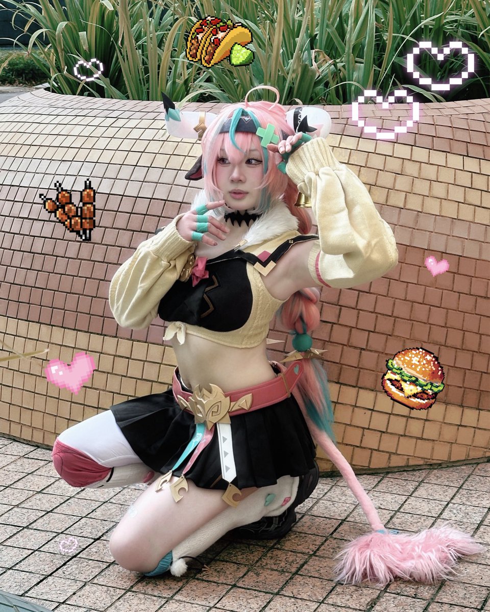 Mojojodi_'s tweet photo. Varesa for #hoyofest sg d2💟

#GenshinImpact #genshin #cosplay #hoyofest2026 #genshincosplay https://t.co/UETbjGpfJX