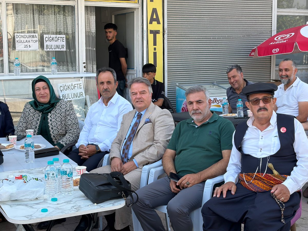 naimdogan23's tweet photo. Elazığ Zaza Kültürünü Yaşatma Derneği'nin açılışına katıldık. Toplumsal dayanışmayı güçlendirmek, Kültürel mirası korumak ve gelecek nesillere aktarmak düşüncesiyle kurulan derneğin hayırlı olmasını temenni eder. Dernek Başkanı Sayın Tülay Fırat ve yönetimine başarılar diliyorum https://t.co/gJwOrWtgLz