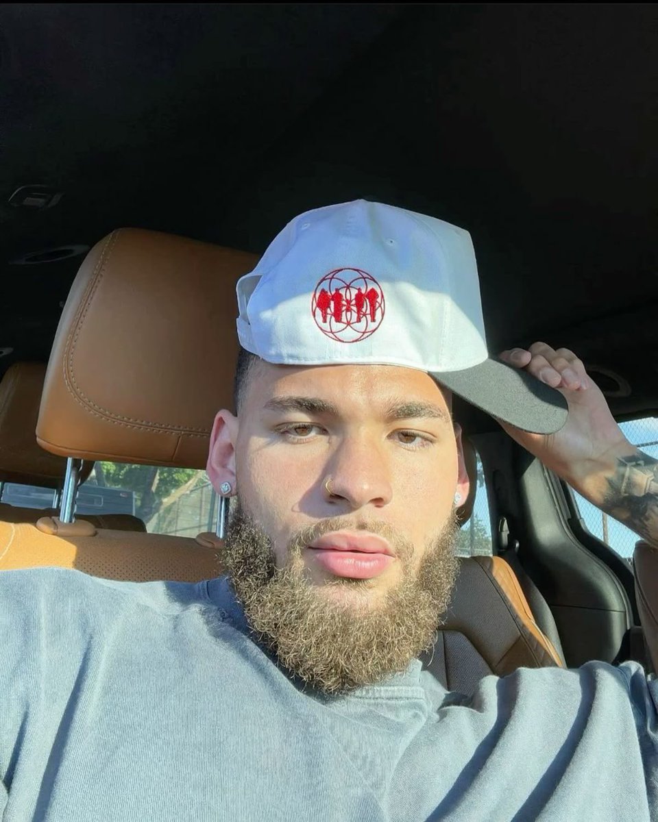 king_rich64's tweet photo. Sun hit different when your mindset different. ☀️😮‍💨 https://t.co/h0YoL99vjm