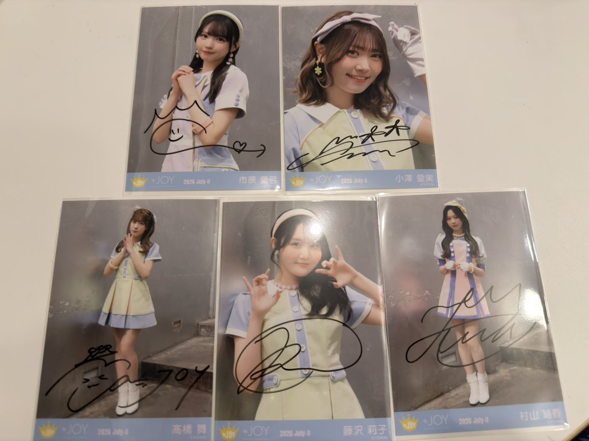 io_zven's tweet photo. ニアジョイ　生写真　直筆　トレ  アマガミガール

譲　市原チュウ、大西チュウ、小澤ヨリ、髙橋ヒキ、藤沢チュウ、村山ヒキ、山田ヒキ、山野ヒキ

求　逢田ヨリ>チュウ、ヒキ

ヨリ優先で探しており、山野ヒキは逢田ヨリとの交換優先
現地トレ（画像3枚目）希望
お気軽にお声掛けください https://t.co/JM2yEgs8g9