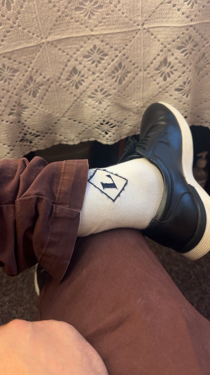 ErodJr's tweet photo. Go to church and praise God. #tiecheck #sockcheck https://t.co/K7D9ZOIFic