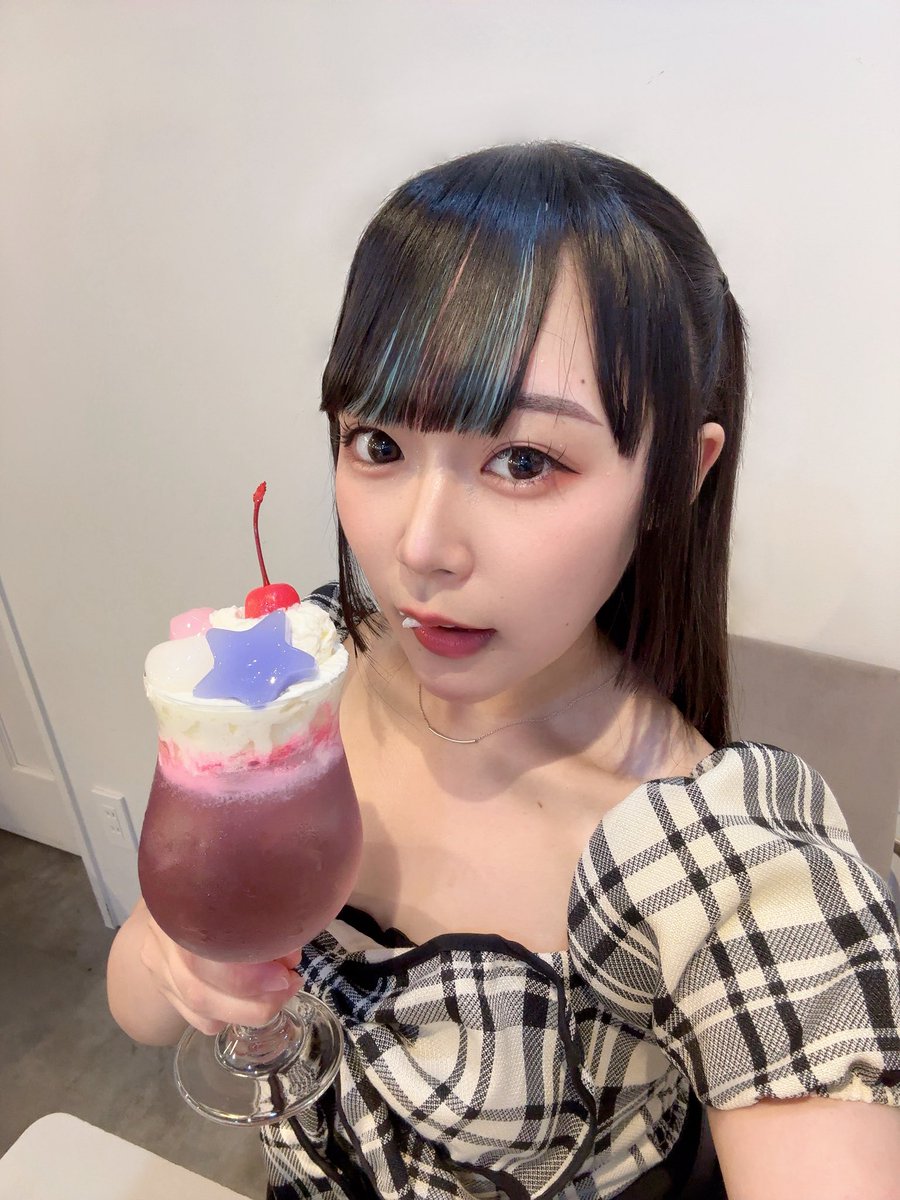 yusasan_773's tweet photo. キラキラのやつ https://t.co/x9QVfPOR5F