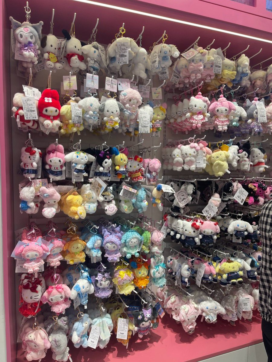 05Cipat's tweet photo. รับหิ้ว sanrio จีนค่า ⭐️

💟 สั่งได้ถึงวันที่ 6 ส.ค.
💟 บินกลับวันที่ 9 ส่งของภายใน 10-11 ส.ค. ค่าส่งในไทยคิดตามจริงไม่บวกเพิ่มค่ะ
💟 เรท 5.1 (1 หยวน = 5.1 บาท)

สนใจสินค้าชิ้นไหน ส่งรูปมาเช็คราคาใน dm ได้เลยนะคะ ❤️ ลงรูปสินค้าในเทรดค่า

#รับหิ้วจีน #พรีออเดอร์จีน #ตลาดนัดsanrio https://t.co/zkC9v6gXYx