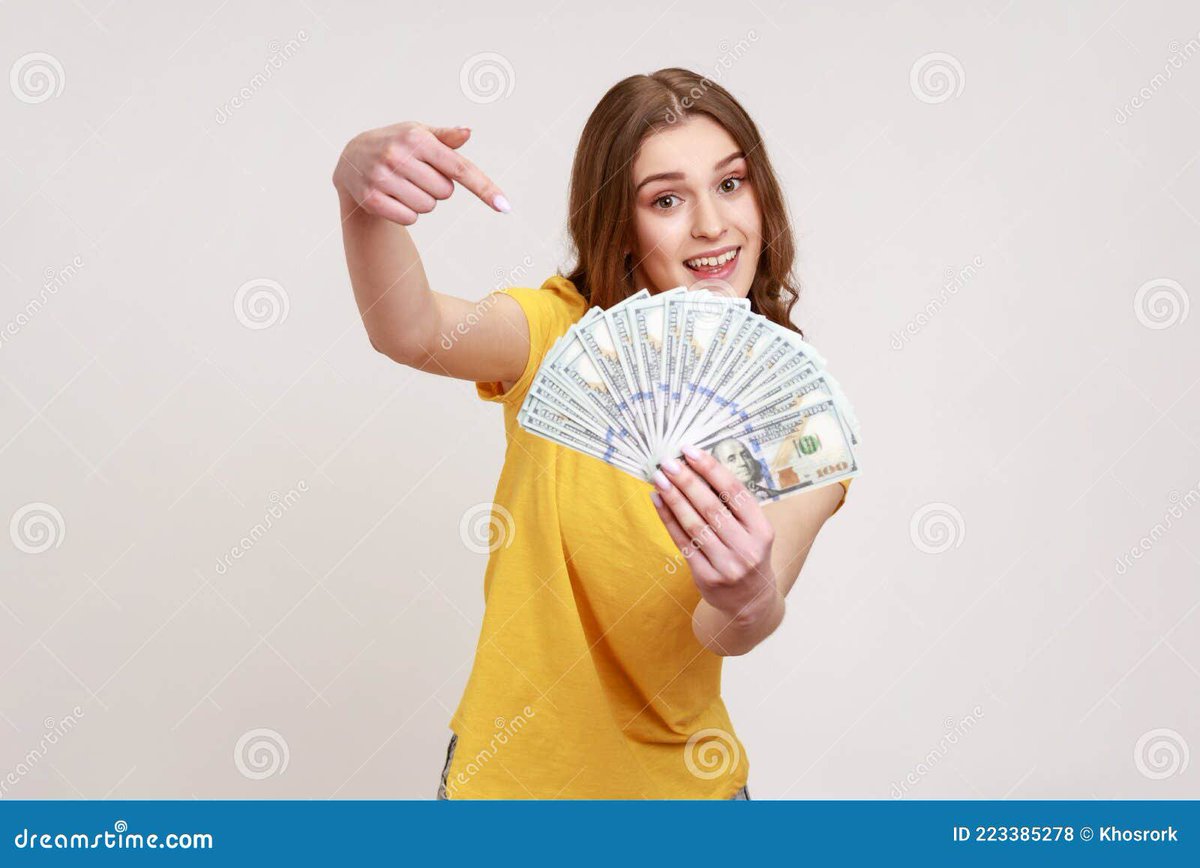 lucia_revi61297's tweet photo. Me if I would stop spending money on bp food https://t.co/lDvXinE2ML